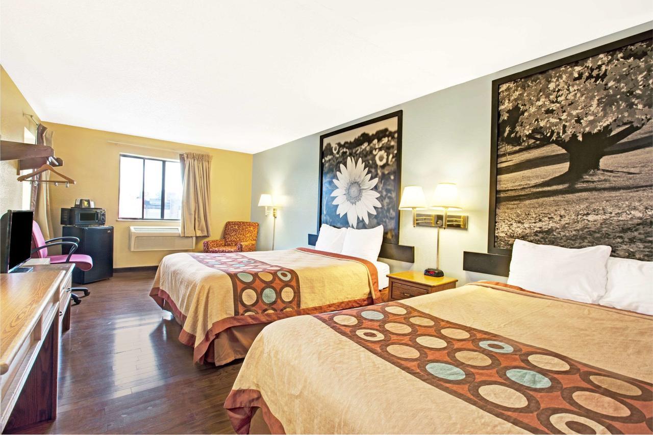 Super 8 By Wyndham Baltimore/Essex Area מראה חיצוני תמונה